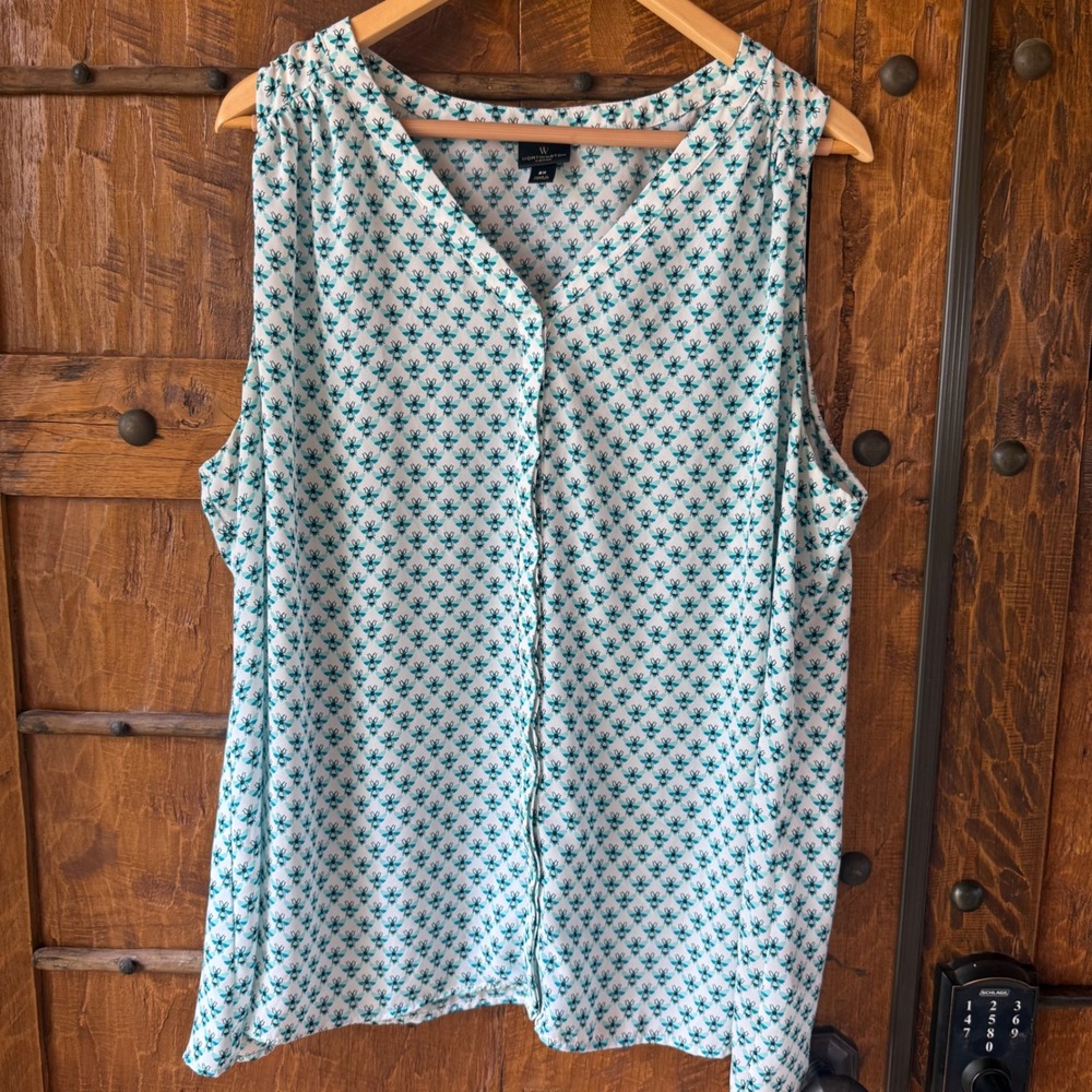 Worthington Blouse Bees Women 2X White Teal Print Sleeveless V-Neck Office Top